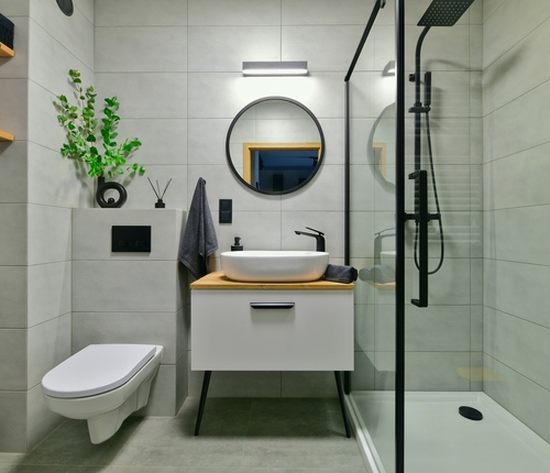 Maximize Small Bathroom Space